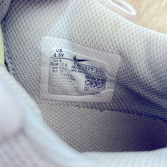 Multi colored cool toned Nike Air Max girls size 4.5 - Picture 4 of 5